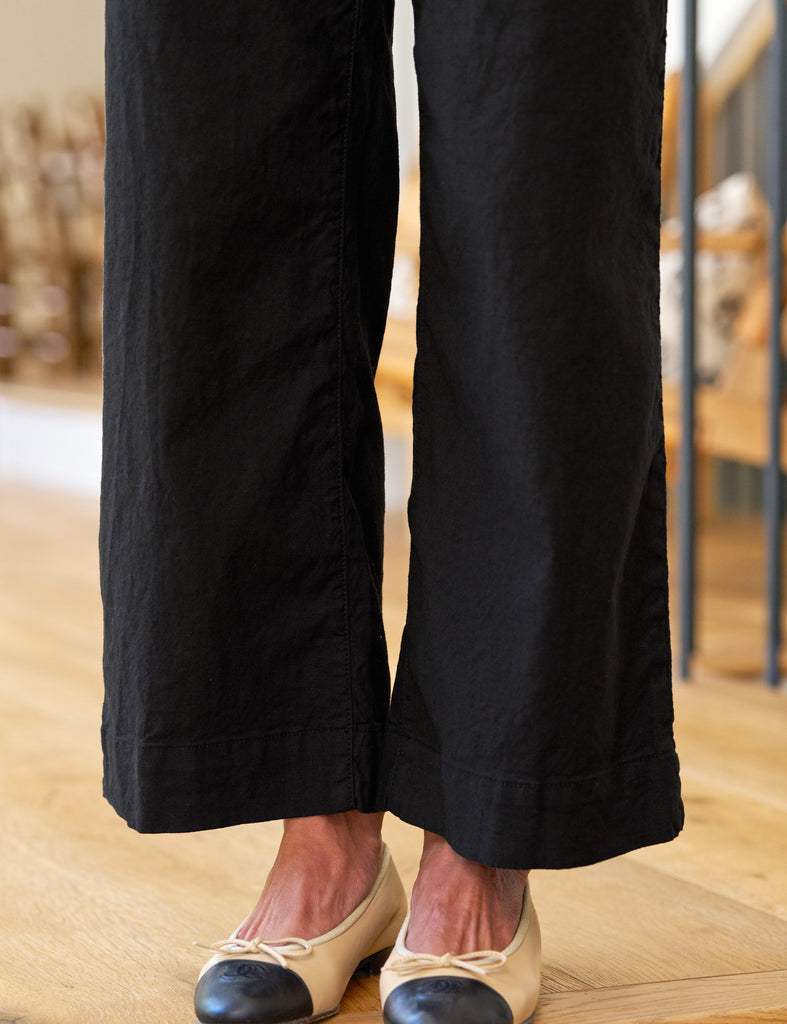 WEXFORD Black, Italian Performance Linen