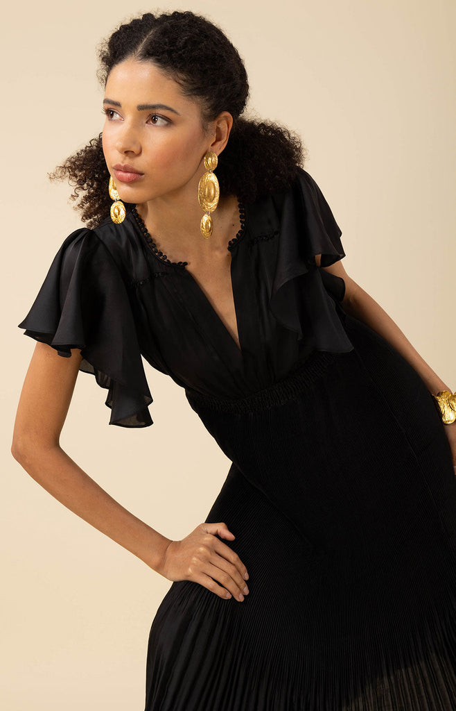 Della Solid Dress
