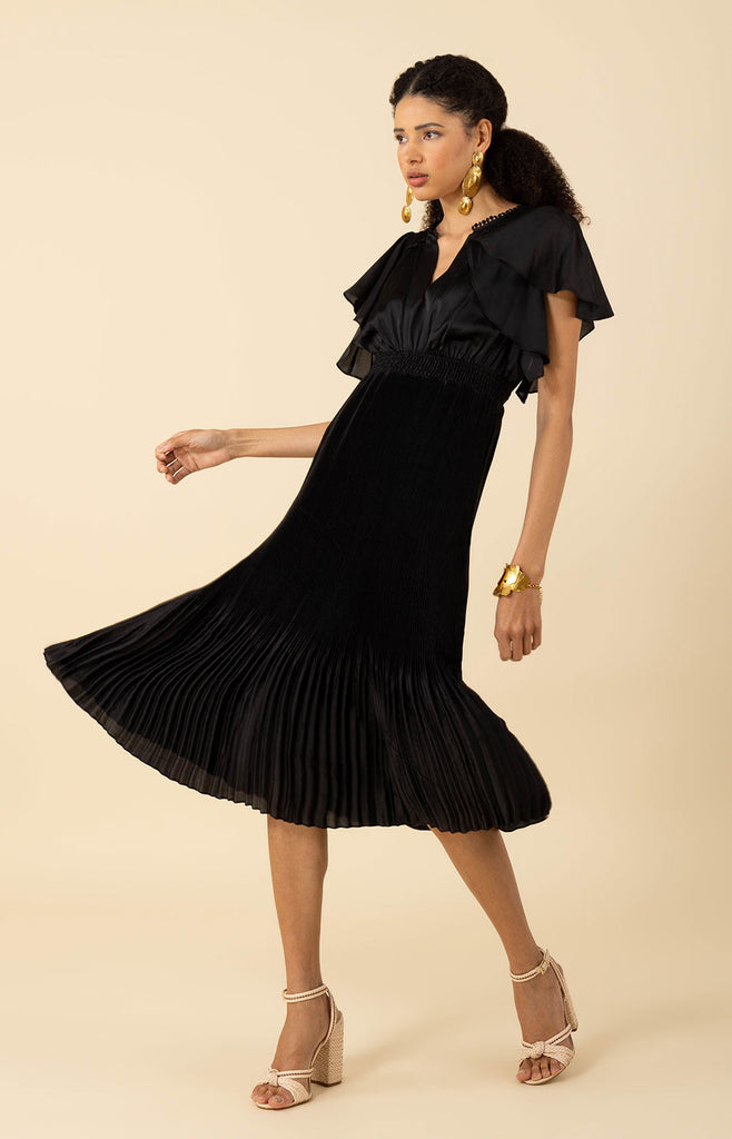 Della Solid Dress